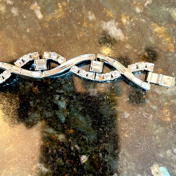 Crown Trifari Rhinestone Bracelet - Picture 2 of 3